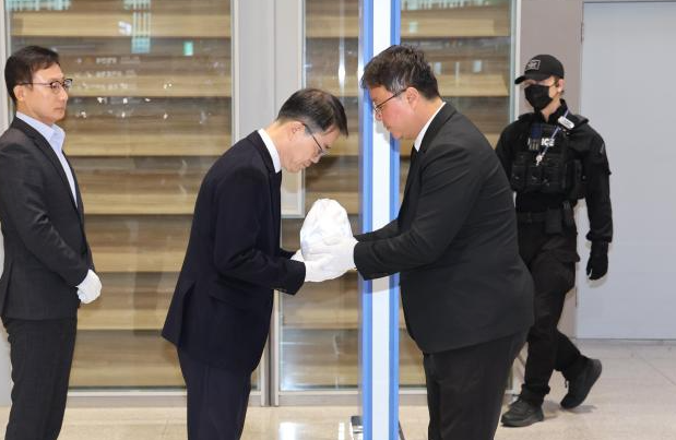 在柬埔寨遇难韩国大学生遗体被运送回国