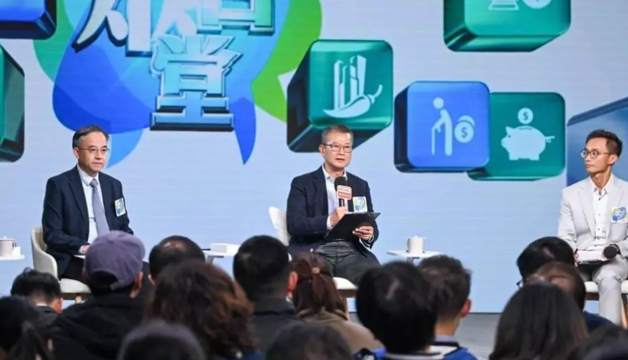 资本帐仍现财赤 须发债做基建 评论警告勿借债度日