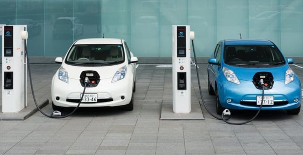 由于电池成本问题，新加坡开始放弃电动汽车