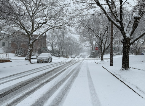 美国22州宣布进入紧急状态!一夜之间 多地开始停电 川普发声