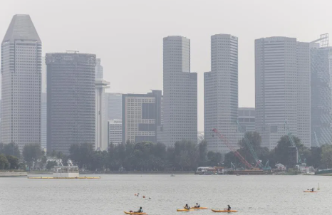 闻到刺鼻异味先别慌 环境局:未必是空气质量差
